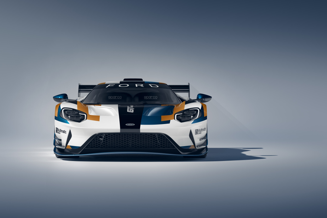 SMALL_4K_FORD_GT_MKII_S-1